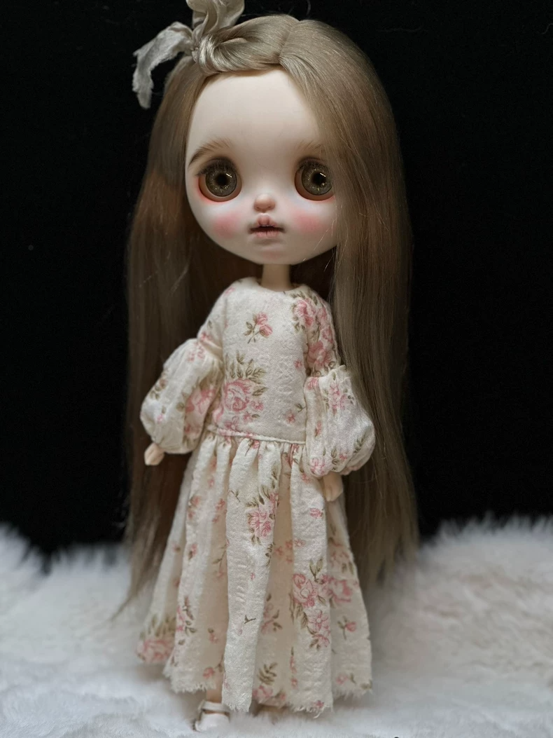 Exquisite Blythe Doll Dress: Floral Elegance for ob24 – Handcrafted Cotton & Silk - Image 8