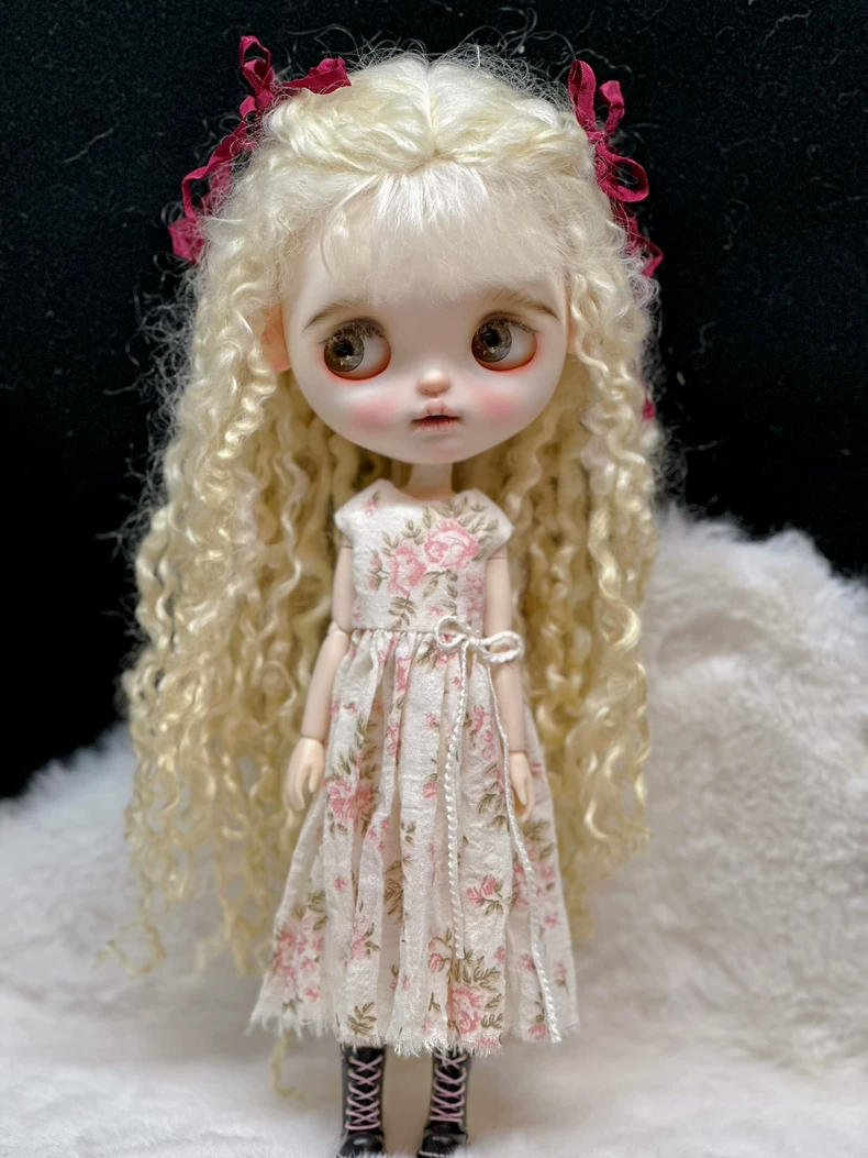 Elegant Floral Blythe Doll Dress – Pastel A-Line Outfit with Lace Trim for ob24 Dolls - Image 2