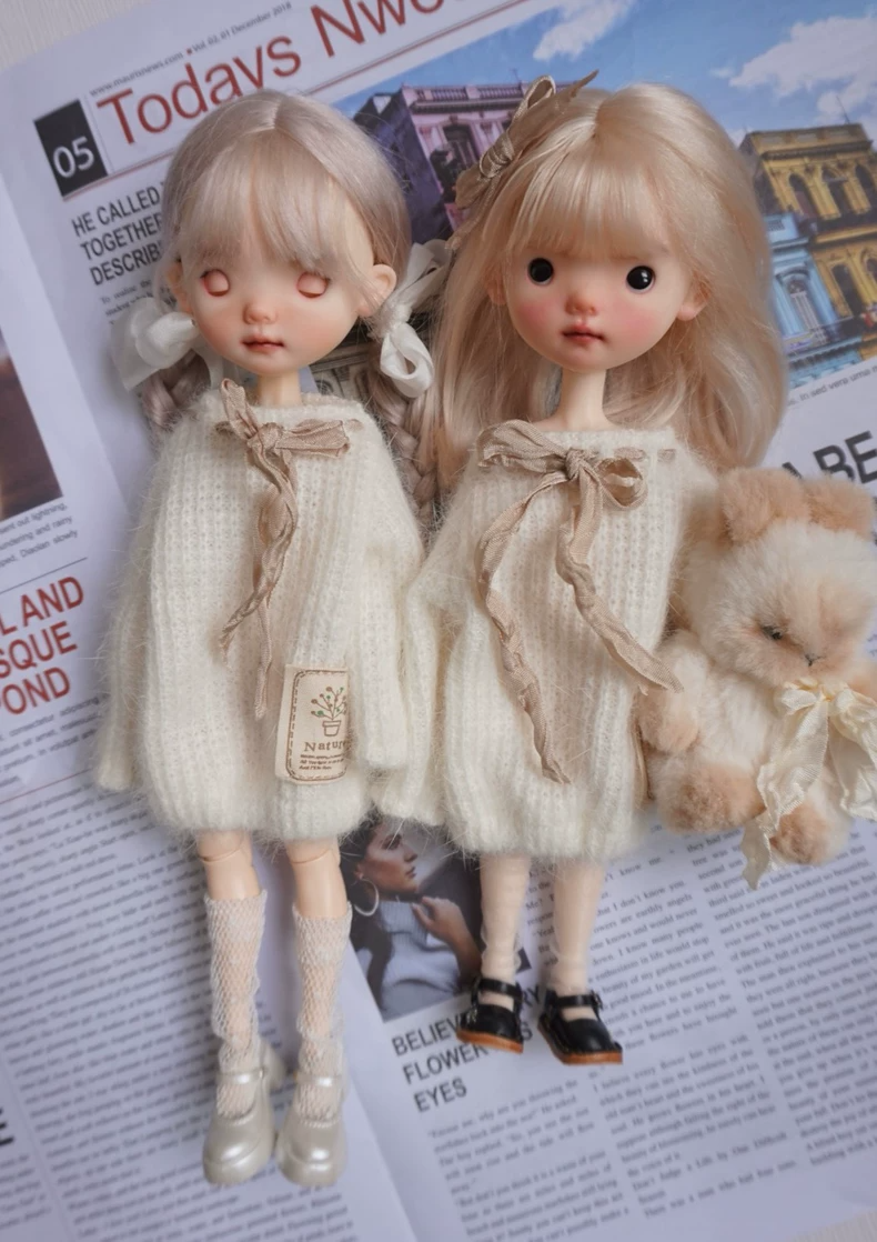 Charming Blythe Doll Outfit – Cozy Woolen Sweater, Hat & Socks | Customizable & Elegant - Image 9