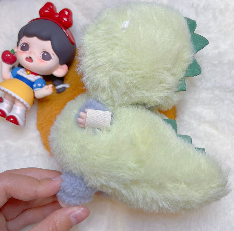 Cute Dinosaur Outfit for Labubu Doll – Soft Plush Costume, Vibrant Colors - Image 3