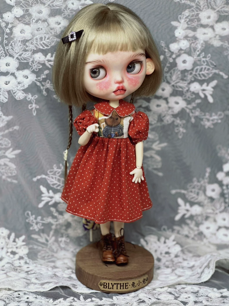Handcrafted Red Polka-Dot Bear Dress for Blythe ob24 Dolls – Elegant & Playful Outfit - Image 2