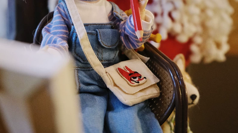 BLYTHE Denim Overalls & Striped Top Set – Artistic, Durable, and Expressive Fashion for Doll Collectors - Image 3