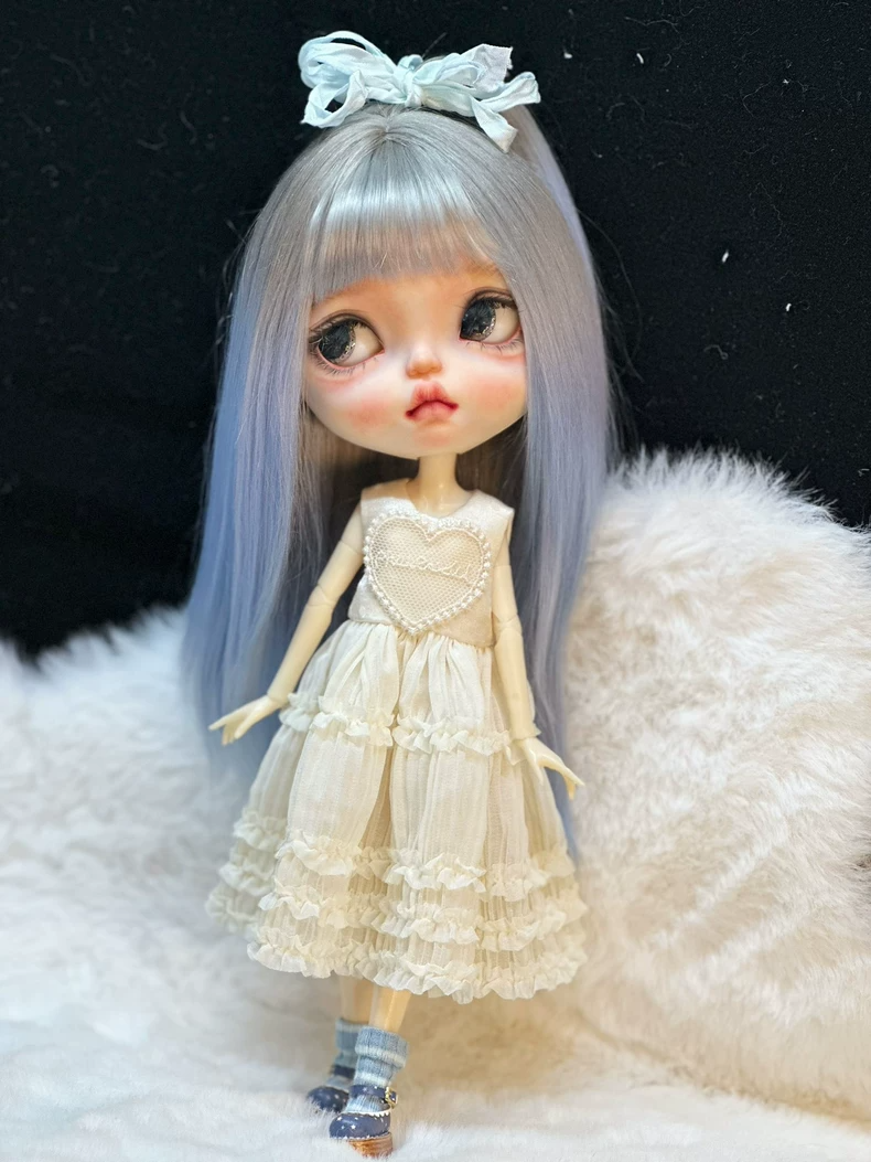 Exquisite Blythe Doll Dress: Elegant Lace & Heart Embellishment for ob22, ob24, ob26 - Image 4