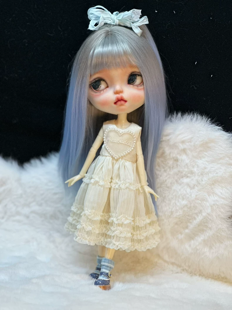 Exquisite Blythe Doll Dress: Elegant Lace & Heart Embellishment for ob22, ob24, ob26 - Image 5