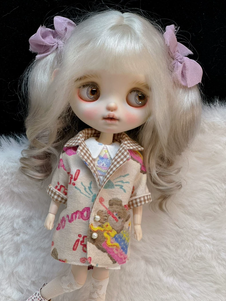 Charming Blythe Doll Outfit - Milk Tea Jacket with Whimsical Designs for OB22 OB24 OB26, Perfect for Collectors & Play - Image 2