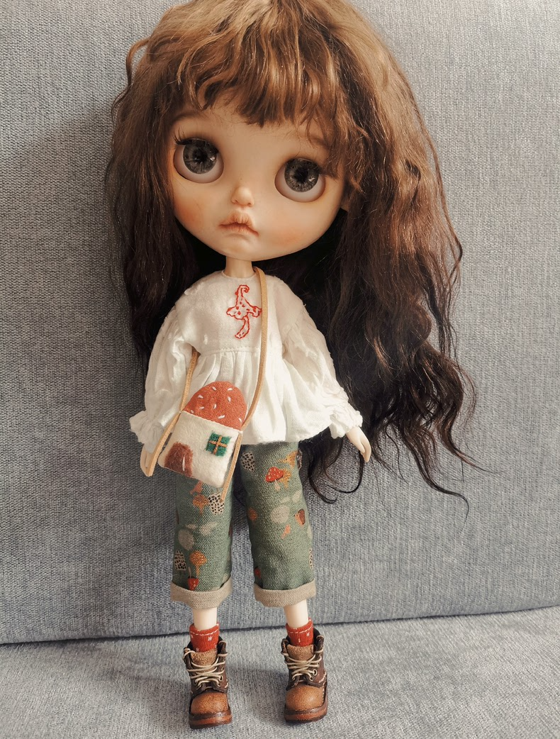 Whimsical Mushroom Blythe Doll Outfit – Vintage Charm & Playful Elegance - Image 2