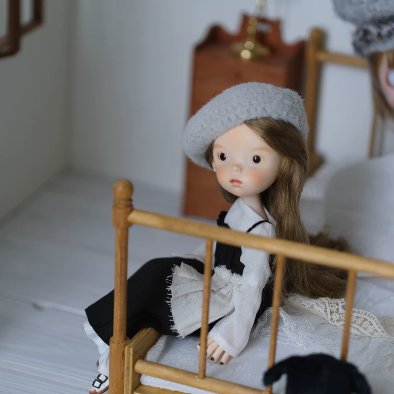 Elegant Black & White Layered Doll Outfit for BLYTHE OB24 OB22 Azone - Adjustable Straps, Detachable Beret, Premium Craftsmanship - Image 5