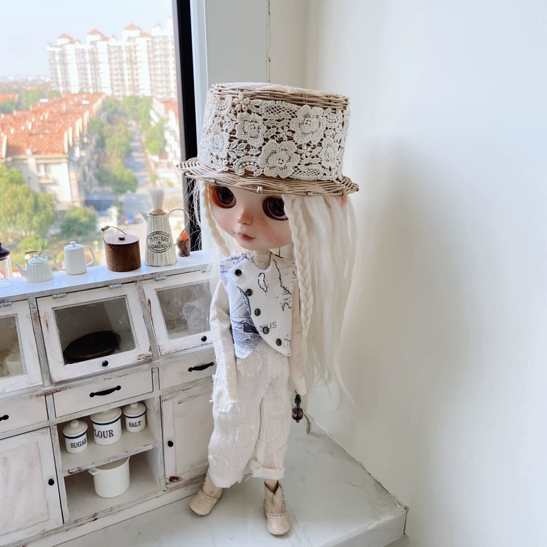 Elegant Blythe Doll Outfit: Lace Jacket & Embroidered Blouse with Tailored Trousers - Off-White & Blue Collector's Timeless Sophistication - Image 4