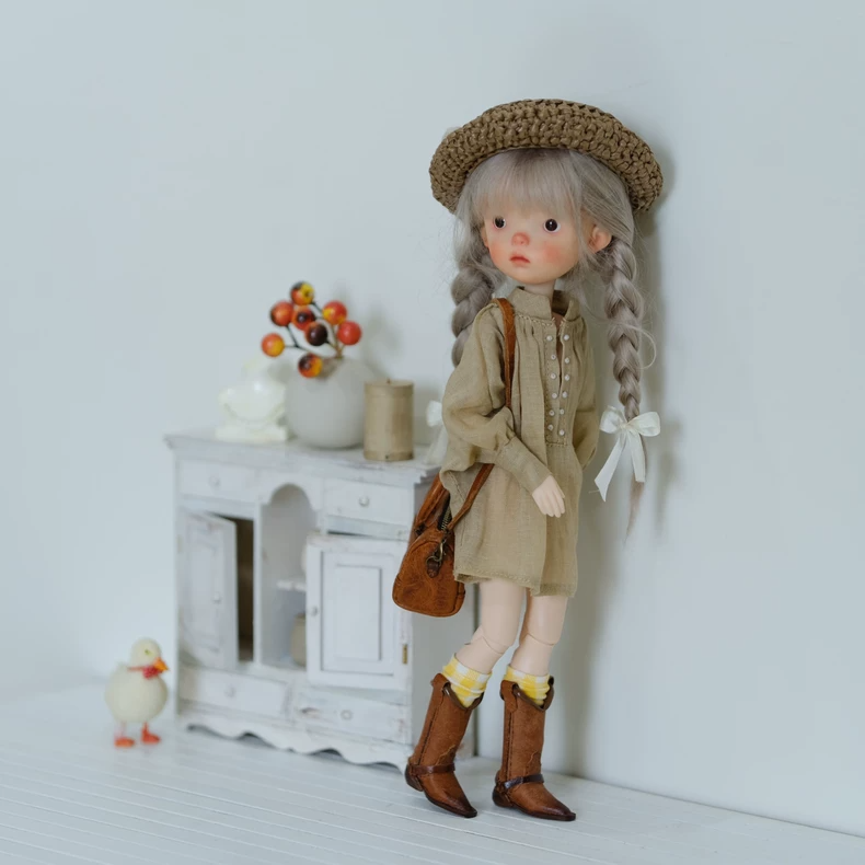 Vintage Style Blythe Doll Clothes Deep V-Neck Linen-Like Outfit for ob22 ob24 Black White Beige - Image 7