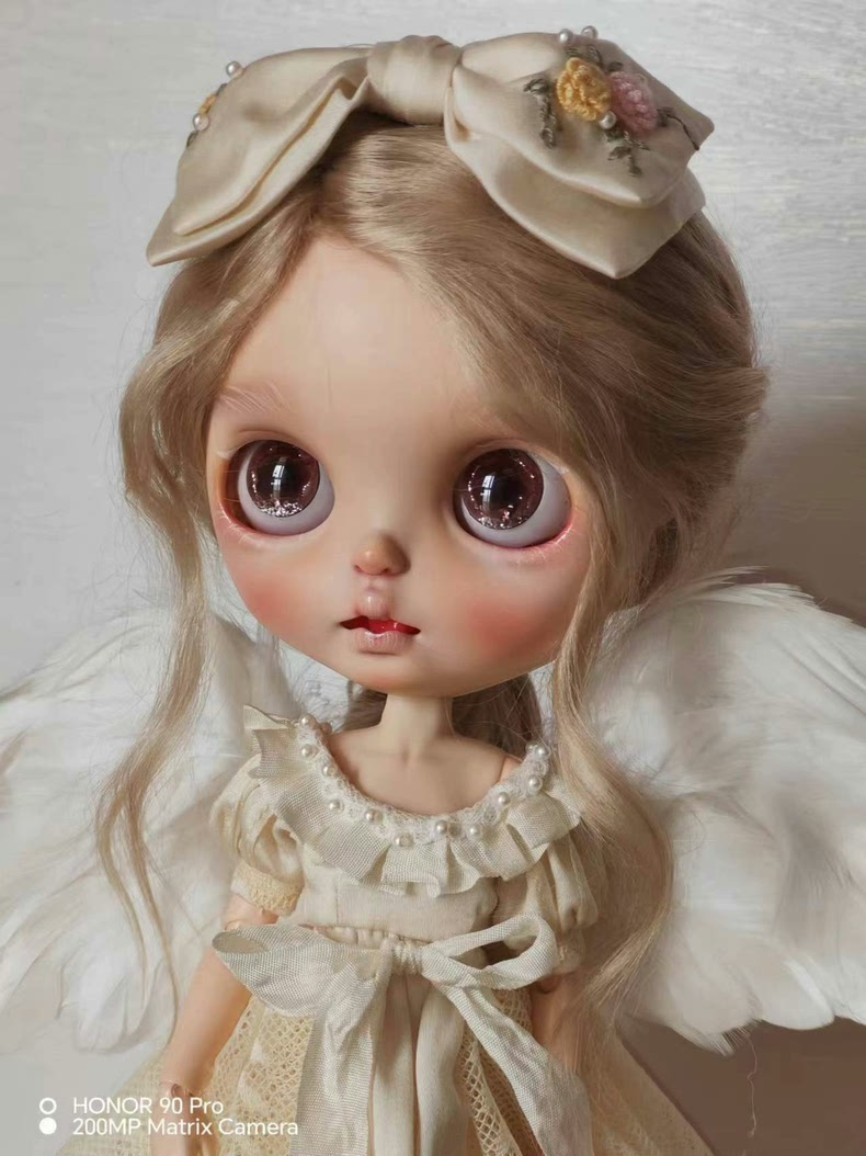 Exquisite Vintage BLYTHE Doll Outfit: Lace & Floral Elegance with Pearl Accents - Image 5