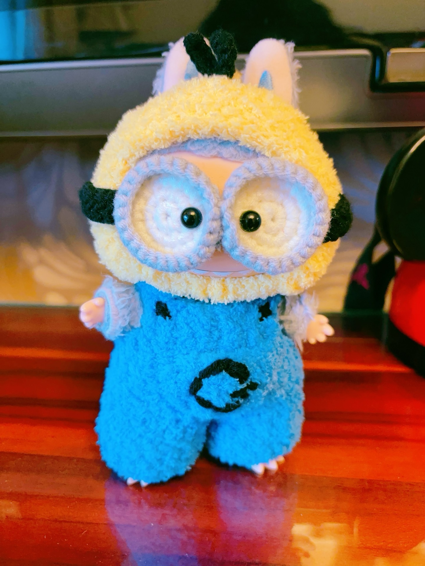 Handmade LABUBU Doll Outfit – Plush Jumpsuit & Hat, Vibrant Yellow & Blue, Cozy & Customizable - Image 2