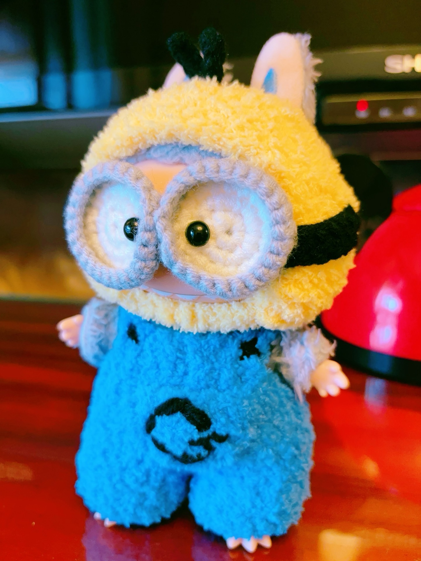 Handmade LABUBU Doll Outfit – Plush Jumpsuit & Hat, Vibrant Yellow & Blue, Cozy & Customizable - Image 4