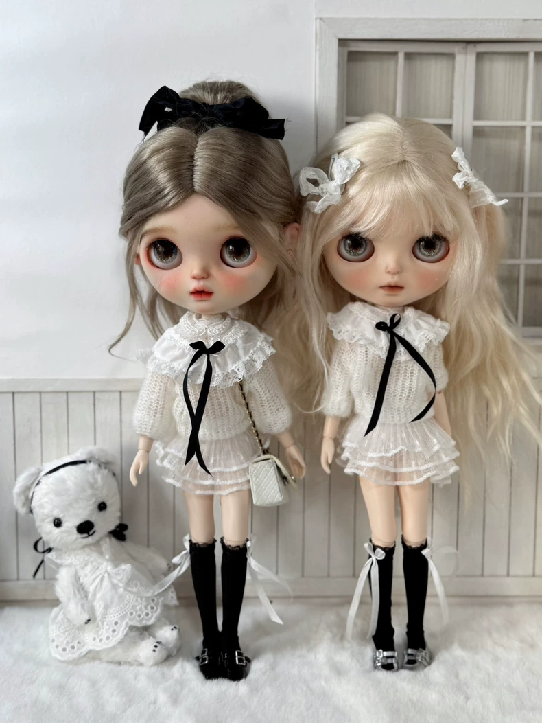 Elegant Blythe Doll Lace Outfit: Classic OB22 & OB24 Ensemble with Velvet Beret & Accessories - Image 6