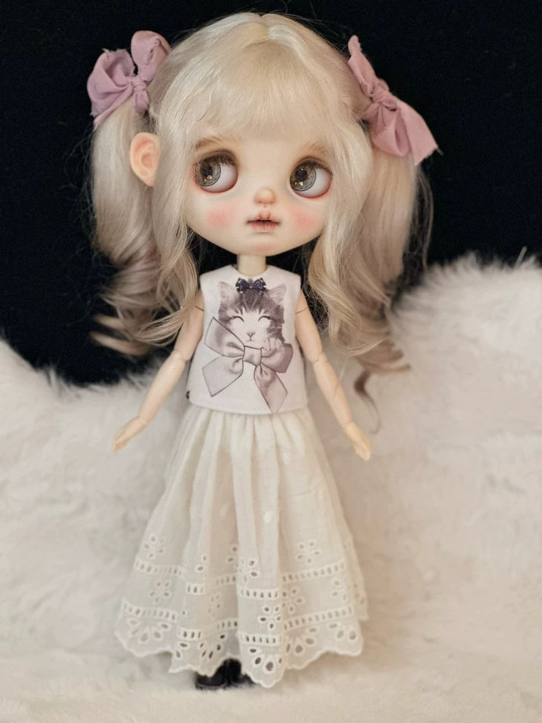 Charming Blythe Doll Outfit: Cat Top & Lace Skirt for OB22, OB24, OB26 – Pastel Elegance & Durable Craftsmanship - Image 3