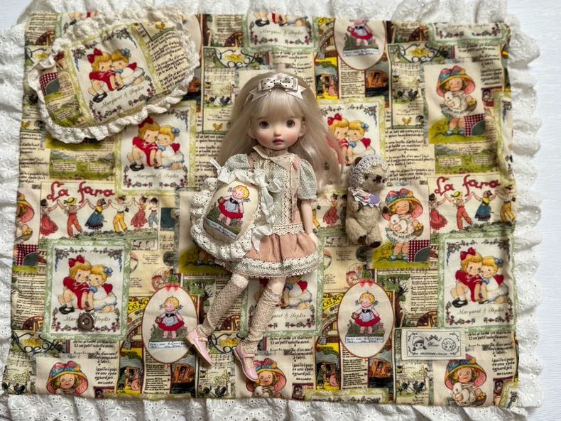 Whimsical Blythe Doll Outfits: Pastel Luxury Ensembles with Accessories for Collectors - Image 1