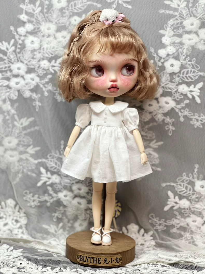 Elegant Blythe Doll Dress: White Cotton Outfit with Floral Embroidery for ob24 & Similar Dolls - Image 8
