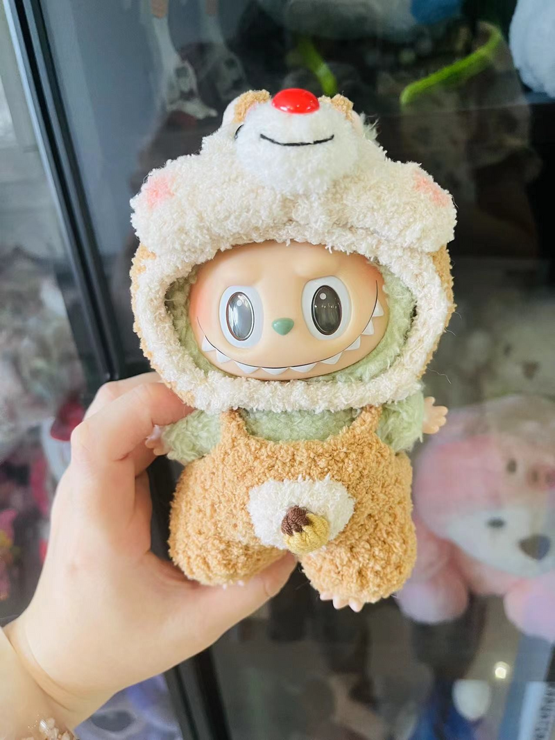 Adorable Squirrel-Themed Labubu Doll Outfits: Cozy Bear Suit & Charming Hat for Collectors - Image 1