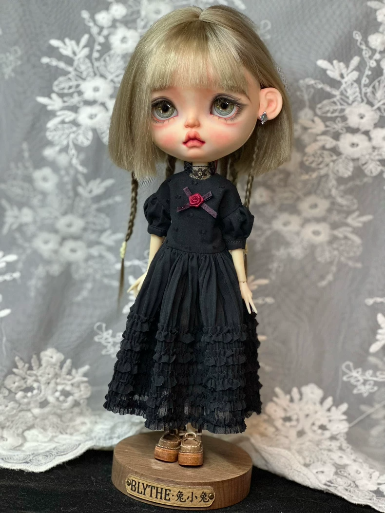 Elegant BLYTHE Doll Outfits: Stylish ob24 Miniature Apparel with Timeless Designs - Image 5