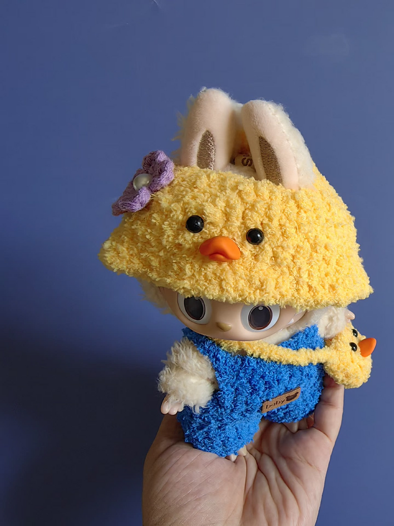 Charming Labubu Spring Outfit: Yellow Hat, Blue Jumpsuit & Duck Bag – Playful & Durable Collectible Doll Ensemble - Image 3
