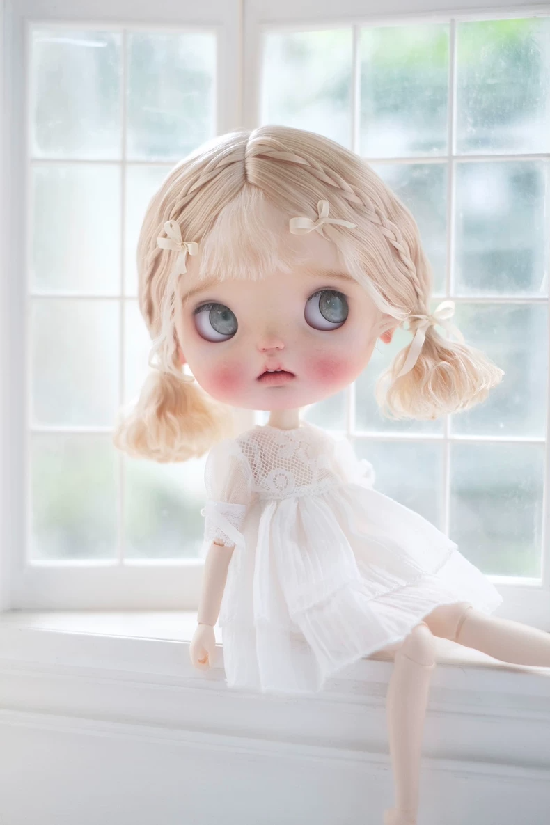 Whimsical Alice in Wonderland Blythe Outfit – Elegant Lace Dress & Accessories for Enchanting Doll Play - Image 7