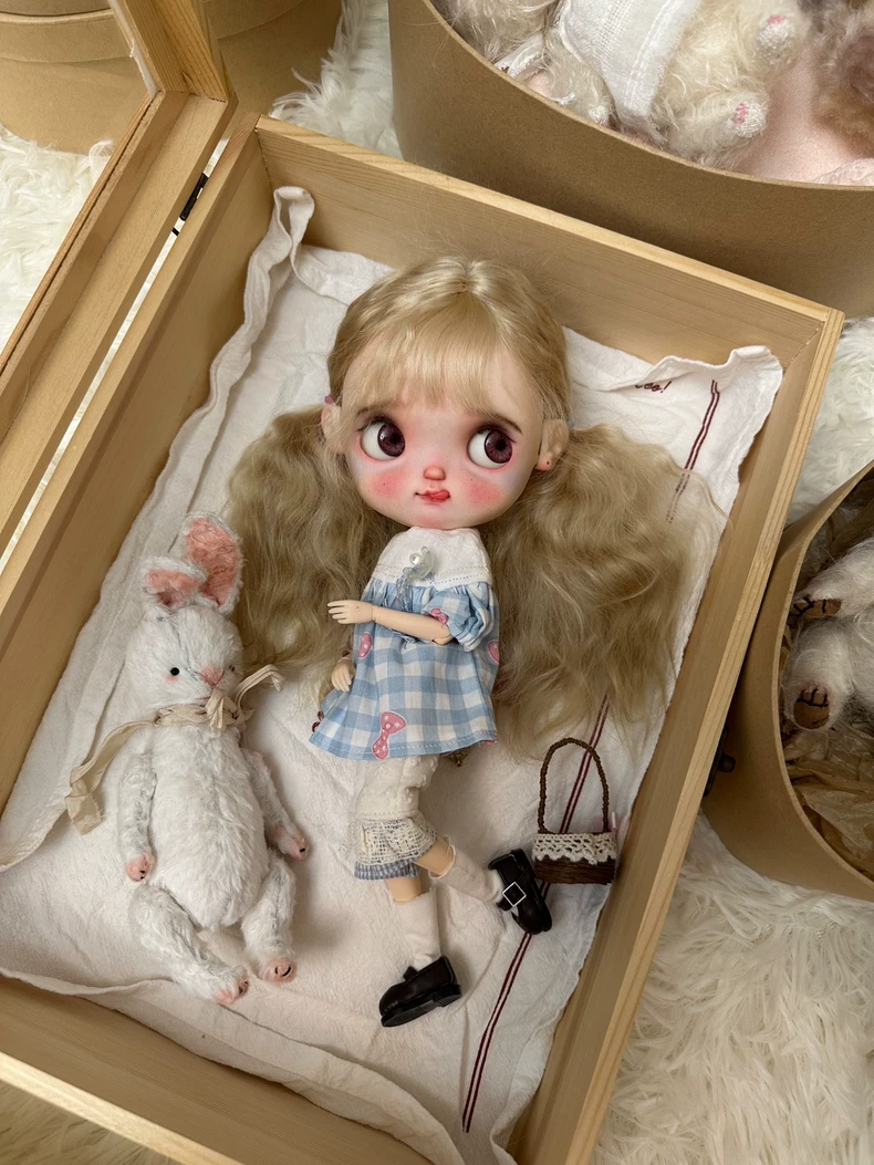 Vintage-Inspired Blythe Doll Outfit: Whimsical Pastoral Ensemble with Lace Details - Image 4