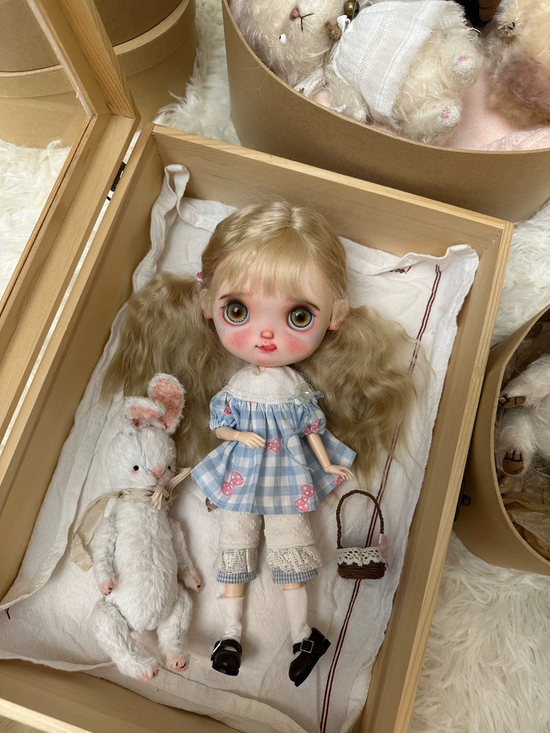 Vintage-Inspired Blythe Doll Outfit: Whimsical Pastoral Ensemble with Lace Details - Image 5
