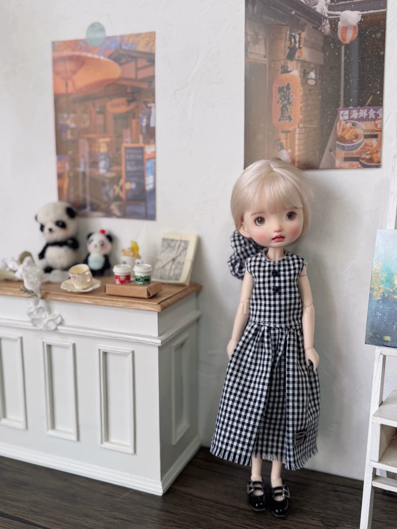 Handmade Blythe Doll Dresses: Retro Custom Outfits for OB22 & OB24 – Premium Cotton, Vibrant Styles! - Image 1