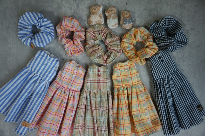 Handmade Blythe Doll Dresses: Retro Custom Outfits for OB22 & OB24 – Premium Cotton, Vibrant Styles! - Image 3