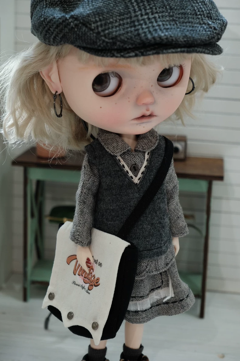 Vintage-Modern Blythe Doll Outfit: Chic Adjustable Layers in Gray Black White - Premium Tweed & Cotton Collector Outfit - Image 4