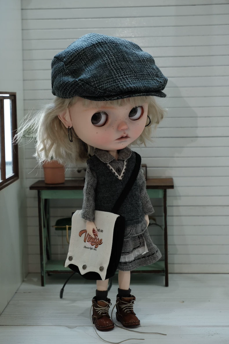 Vintage-Modern Blythe Doll Outfit: Chic Adjustable Layers in Gray Black White - Premium Tweed & Cotton Collector Outfit - Image 5
