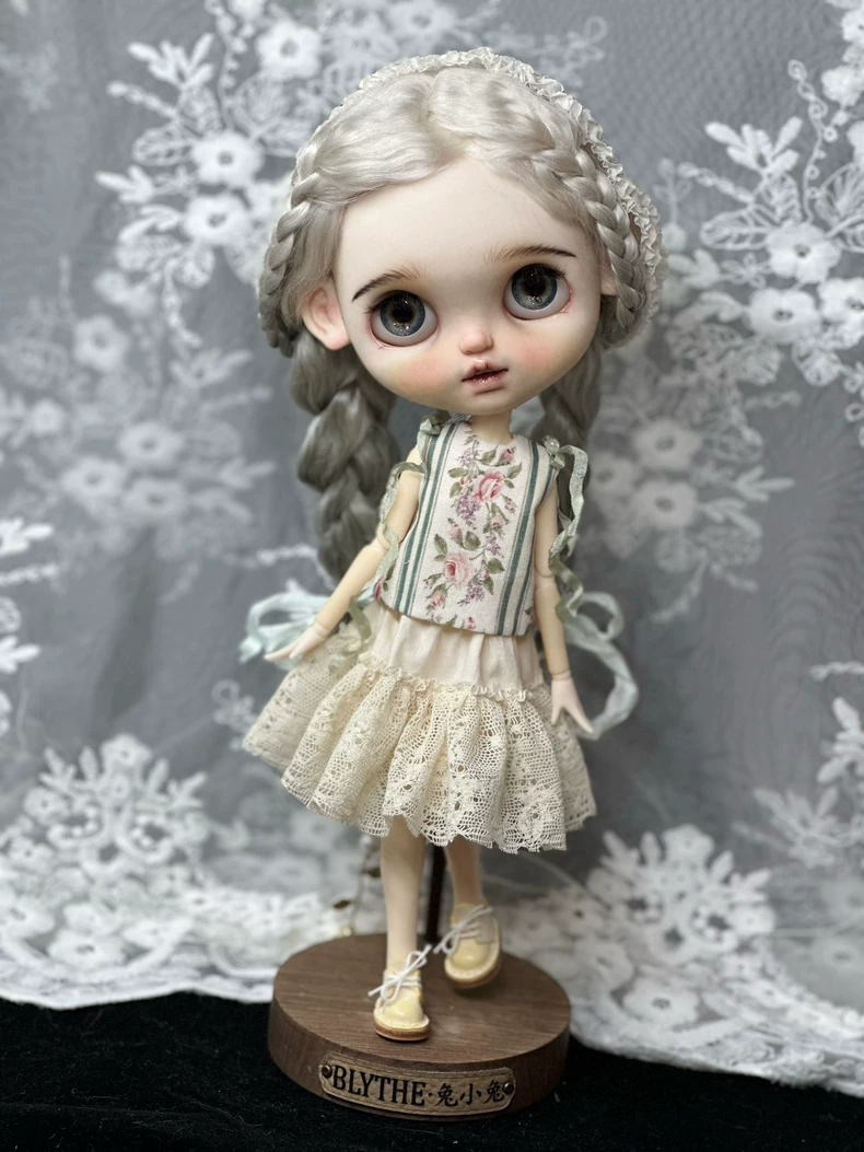 Handmade Blythe Doll Dress - Custom Fit, Floral Lace Detail, Premium Cotton - Image 1