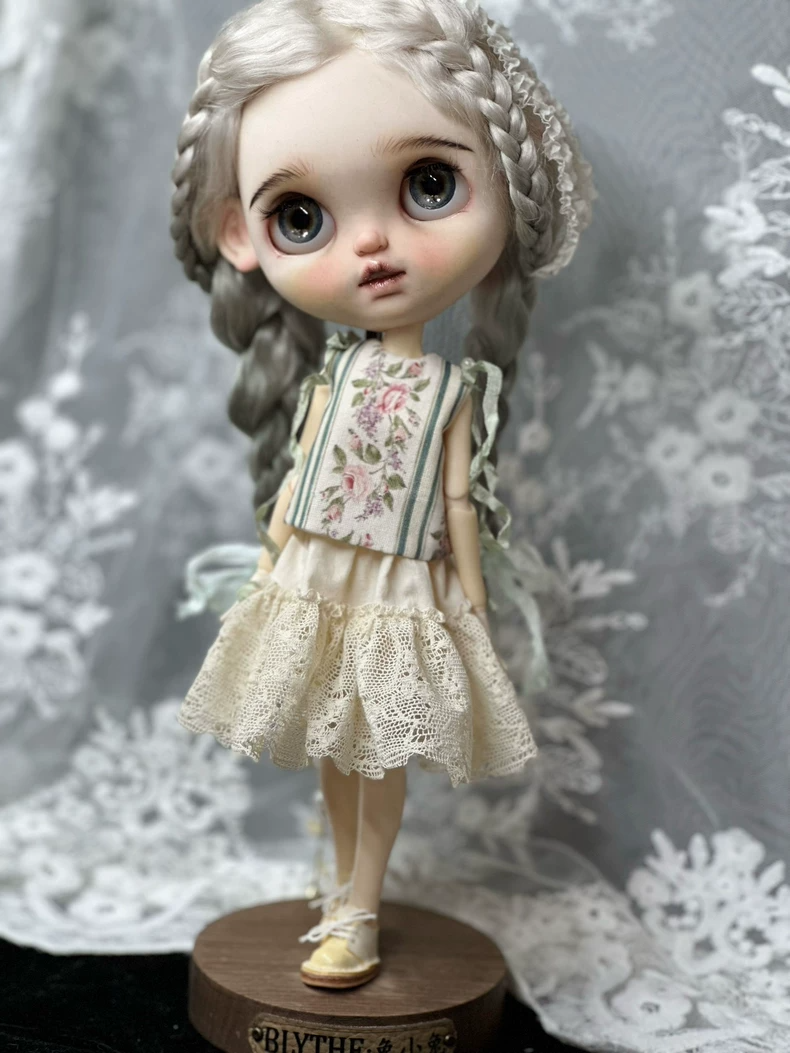 Handmade Blythe Doll Dress - Custom Fit, Floral Lace Detail, Premium Cotton - Image 2