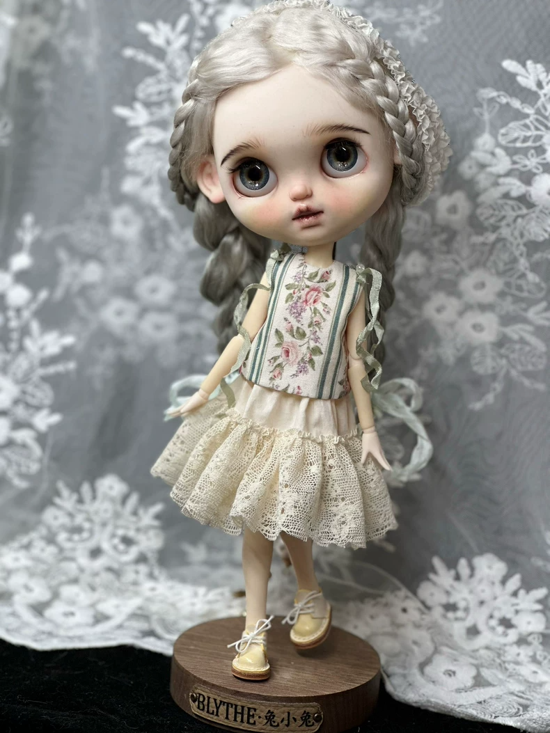 Handmade Blythe Doll Dress - Custom Fit, Floral Lace Detail, Premium Cotton - Image 5