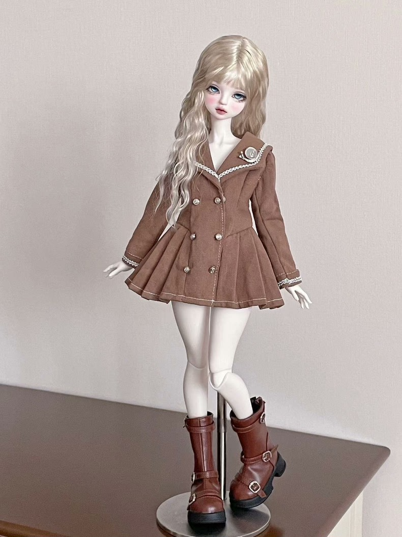 Elegant Brown & Black BJD 1/4 Doll Outfit – Luxurious, Versatile, & Crafted for Collectors - Image 9
