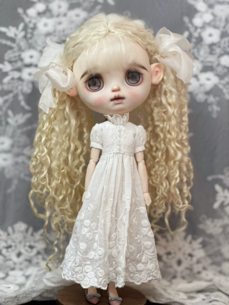 Exquisite Floral Lace Dress for Blythe Dolls – Elegant ob24 Outfit with Delicate Embroidery - Image 2