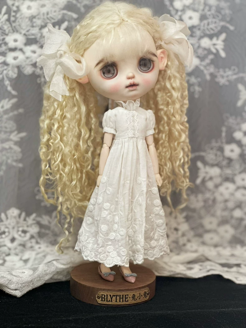 Exquisite Floral Lace Dress for Blythe Dolls – Elegant ob24 Outfit with Delicate Embroidery - Image 5