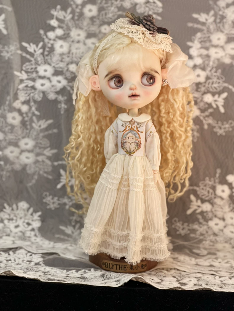Exquisite Blythe Doll Outfits: Elegant, Customizable & Durable for Collectors - Image 5