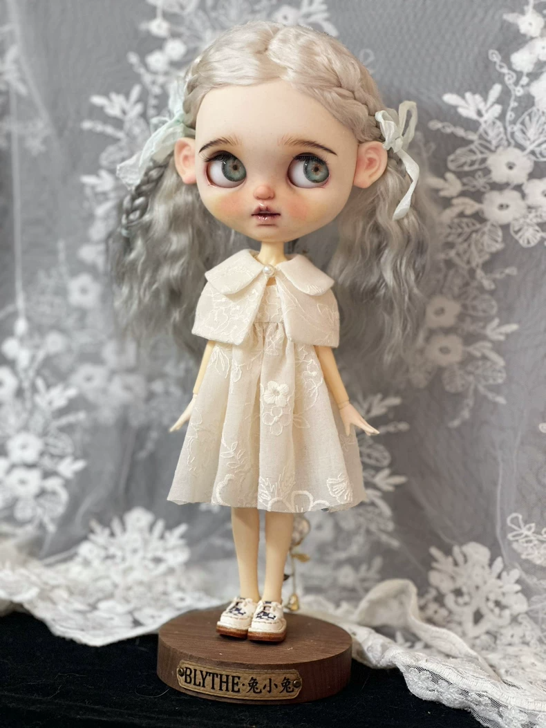 Exquisite Blythe Doll Lace Dress & Shawl Set – Elegant Collector’s Outfit - Image 9