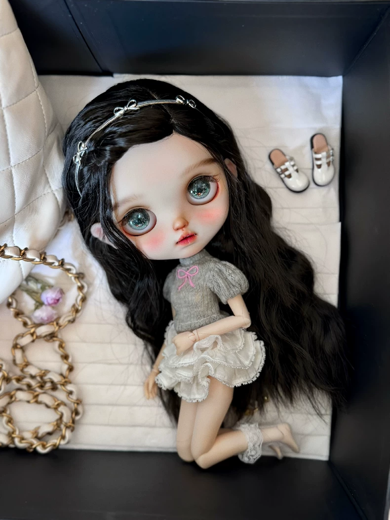 Luxury Blythe Doll Outfits: Exquisite Handcrafted Styles, Durable & Mix & Match - Image 1