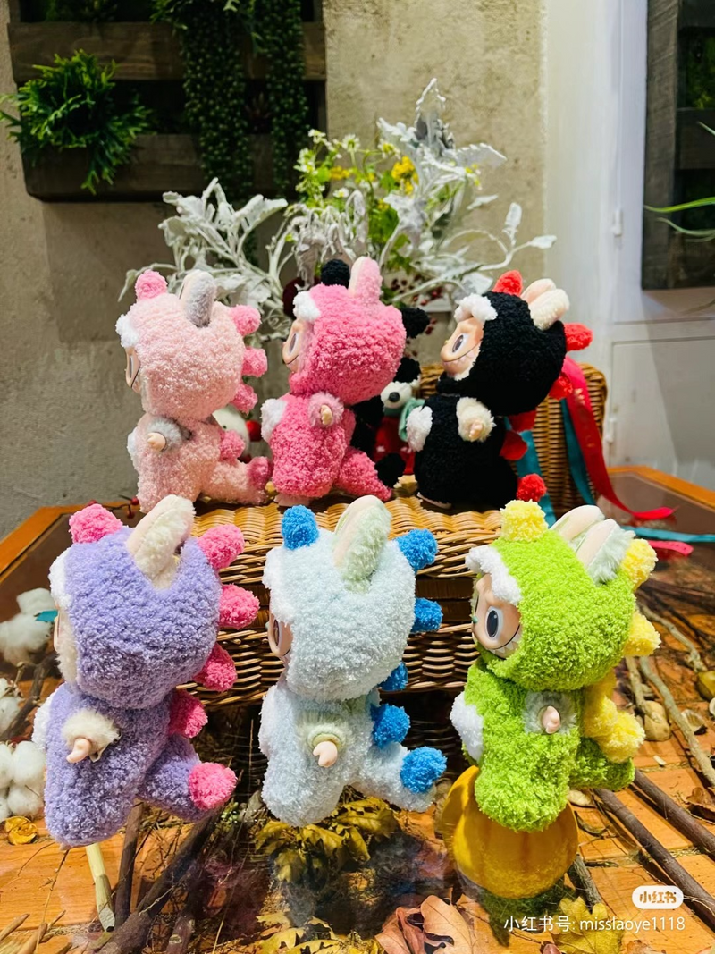 Adorable Dinosaur Outfits for Labubu Dolls – Vibrant, Plush & Interactive Playwear - Image 1