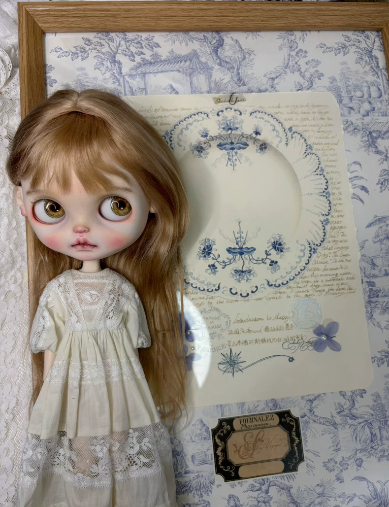 Vintage Lace Blythe Doll Dress & Headband Set - Elegant Handmade Cotton Outfit for Collectors - Image 2