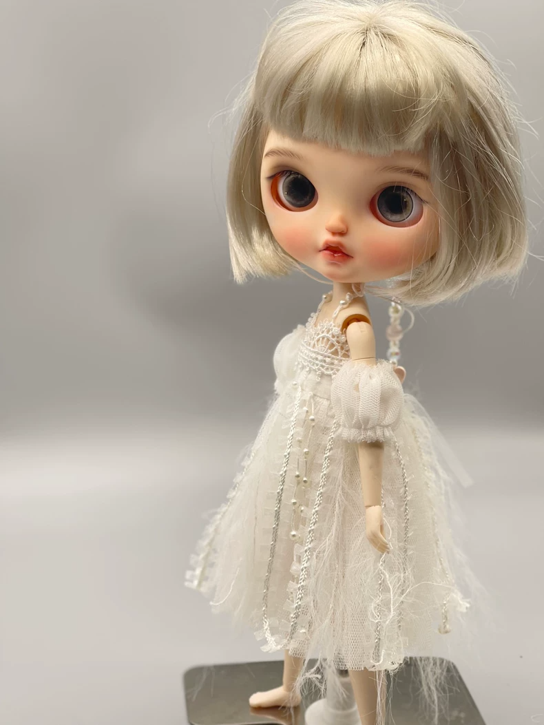 Elegant Handmade BLYTHE Doll Dress: Whimsical Lace & Tulle Outfit for ob22, ob24, ob26 Collectors - Image 3