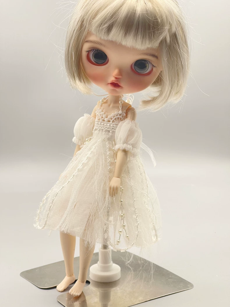 Elegant Handmade BLYTHE Doll Dress: Whimsical Lace & Tulle Outfit for ob22, ob24, ob26 Collectors - Image 4