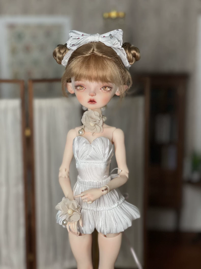 Handmade BLYTHE Doll Outfit: Elegant Strapless Top & Skirt Set for Barbie & More - Image 3
