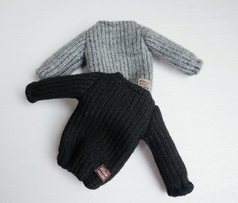 Handmade Blythe Doll Sweaters: Stylish, Durable & Versatile for BJD, Azone, OB22, OB24 Collectors - Image 6