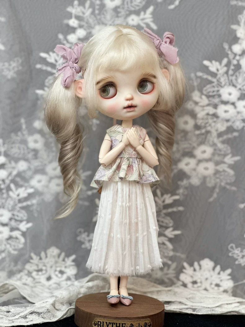 Charming Blythe Doll Outfit: Floral Pastel Top & Flowing Skirt for ob24 – Elegant & Versatile Handcrafted Ensemble - Image 2