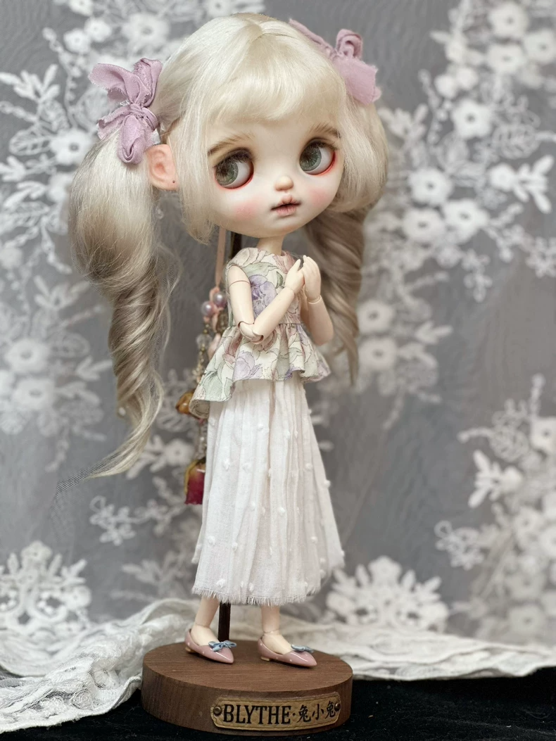 Charming Blythe Doll Outfit: Floral Pastel Top & Flowing Skirt for ob24 – Elegant & Versatile Handcrafted Ensemble - Image 4