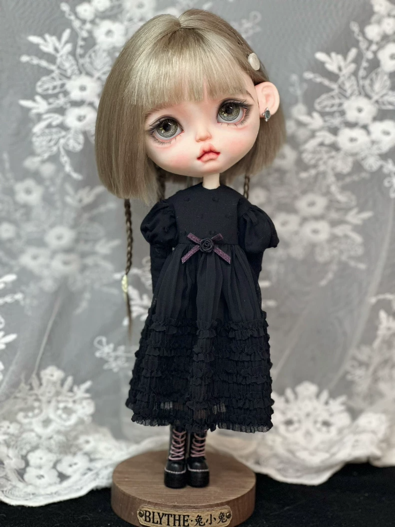 Vintage Black Blythe Doll Dress with Purple Ribbons - Elegant Outfit for ob22, ob24, ob26 Dolls - Image 3