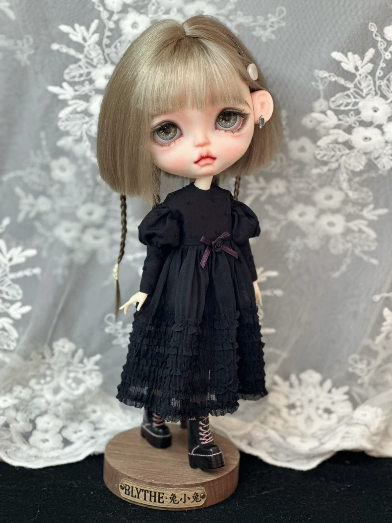 Vintage Black Blythe Doll Dress with Purple Ribbons - Elegant Outfit for ob22, ob24, ob26 Dolls - Image 6