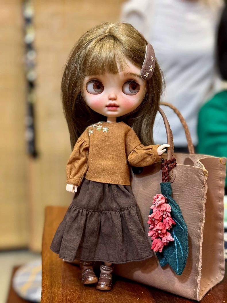 Vintage BLYTHE Outfit: Rustic Elegance with Handcrafted Shirt, Layered Skirt & Cozy Headscarf - Image 5